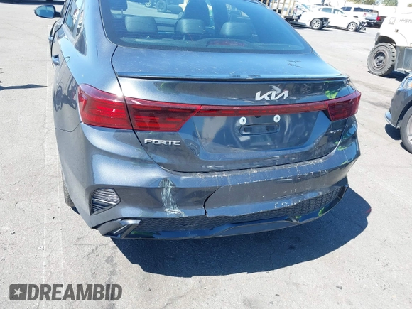 2024 Kia Forte GT-Line with VIN 3KPF54AD4RE803242, listed as a IAAI auction lot 41826518 with 5,099 mi miles. Bid and sale history available at carsss.com. Image 6.