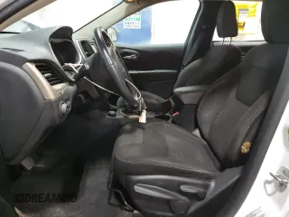 2016 Jeep Cherokee Latitude with VIN 1C4PJMCB3GW157626, listed as a Copart auction lot 50711785 with 133,564 mi miles and Salvage Title. Bid and sale history available at carsss.com. Image 7.
