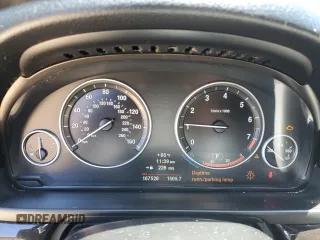 2012 BMW 5 Series 535i z VIN WBAFR7C51CC808325, wystawiony jako Copart lot #57552695 z przebiegiem 167 528 mil mil oraz Szkoda całkowita • Salvage title. Historia ofert i sprzedaży dostępna na DreamBid. Obrazek 9.
