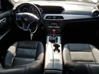 2013 Mercedes-Benz C 300 Sport с VIN WDDGF8AB7DR243159, выставлен на аукционе Copart как лот 64628795 с пробегом 143 014 миль миль и Чистый • Clean title. История ставок и продаж доступна на DreamBid. Изображение 8.
