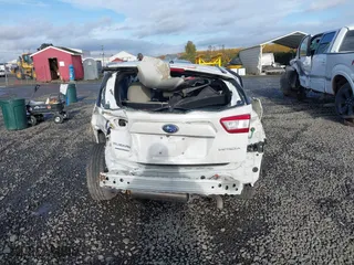 2018 Subaru Impreza with VIN 4S3GTAA62J3742382, listed as a IAAI auction lot 40836283 with 69,574 mi miles. Bid and sale history available at carsss.com. Image 15.