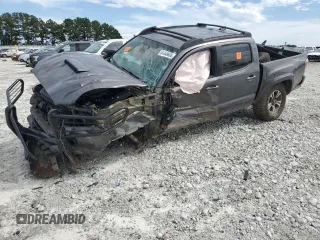 2017 Toyota Tacoma SR5 with VIN 5TFCZ5AN6HX083463, listed as a Copart auction lot 61348895 with 102,927 mi miles and Salvage title. Bid and sale history available at DreamBid. Image 1.