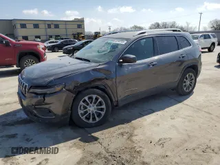 2019 Jeep Cherokee Altitude with VIN 1C4PJLLX5KD266518, listed as a Copart auction lot 49140105 with 71,335 mi miles and Clean Title. Bid and sale history available at carsss.com. Image 1.