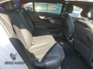 2018 BMW 7 Series 740i with VIN WBA7E2C5XJB214886, listed as a Copart auction lot 57833143 with 39,975 mi miles. Bid and sale history available at carsss.com. Image 10.