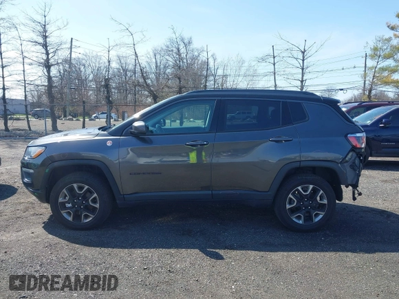2018 Jeep Compass Trailhawk with VIN 3C4NJDDB5JT316326, listed as a IAAI auction lot 41940801 with 111,941 mi miles and . Bid and sale history available at carsss.com. Image 14.