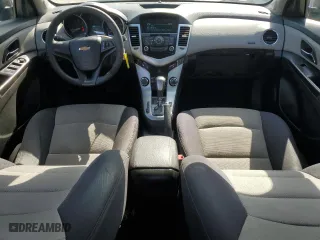 2014 Chevrolet Cruze LS with VIN 1G1PA5SH3E7101939, listed as a Copart auction lot 52426935 with 88,004 mi miles and Salvage Title. Bid and sale history available at carsss.com. Image 8.