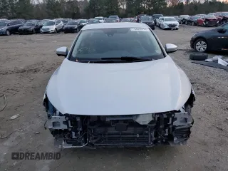 2018 Honda Clarity Plug-In Hybrid with VIN JHMZC5F10JC014118, listed as a Copart auction lot 84088794 with 48,876 mi miles and Salvage Title. Bid and sale history available at carsss.com. Image 5.