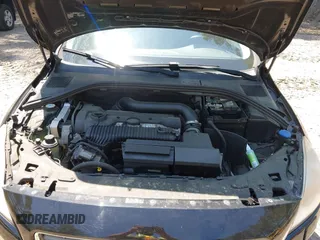 2013 Volvo S60 T5 Premier z VIN YV1612FS8D2206831, wystawiony jako IAAI lot #42409968 z przebiegiem 131 992 mil mil oraz . Historia ofert i sprzedaży dostępna na DreamBid. Obrazek 10.