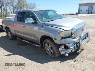 2007 Toyota Tundra SR5 z VIN 5TFBV54187X021626, wystawiony jako IAAI lot #42049478 z przebiegiem 252 000 mil mil oraz . Historia ofert i sprzedaży dostępna na DreamBid. Obrazek 1.
