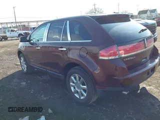 2009 Lincoln MKX with VIN 2LMDU68C19BJ08968, listed as a IAAI auction lot 42119757 with 181,449 mi miles. Bid and sale history available at carsss.com. Image 3.
