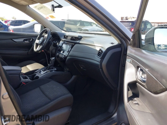 2018 Nissan Rogue SV with VIN KNMAT2MVXJP555608, listed as a IAAI auction lot 41980026 with 127,909 mi miles and . Bid and sale history available at carsss.com. Image 10.