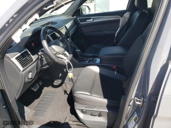 2022 Volkswagen Atlas Cross Sport 3.6L V6 SEL R-Line with VIN 1V2SE2CA4NC209563, listed as a Copart auction lot 46765634 with 35,817 mi miles and Salvage Title. Bid and sale history available at carsss.com. Image 7.
