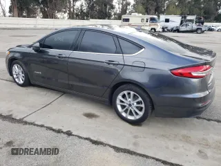 2019 Ford Fusion Hybrid SE with VIN 3FA6P0LU1KR200155, listed as a Copart auction lot 42598013 with 61,762 mi miles. Bid and sale history available at carsss.com. Image 2.