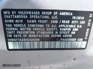 2017 Volkswagen Passat 1.8T SE w/Technology with VIN 1VWGT7A3XHC025096, listed as a IAAI auction lot 41891297 with 124,375 mi miles. Bid and sale history available at carsss.com. Image 9.