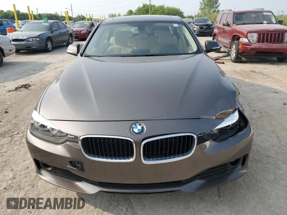 2014 BMW 3 Series 320i xDrive с VIN WBA3C3C58EPV90764, выставлен на аукционе Copart как лот 59424895 с пробегом 116 054 миль миль и Списание • Salvage title. История ставок и продаж доступна на DreamBid. Изображение 5.