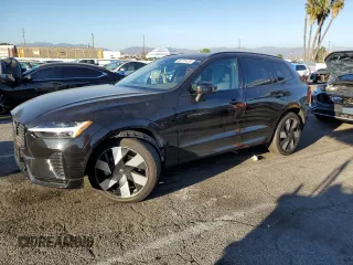 2024 Volvo XC60 Plus Dark Theme с VIN YV4H60DL2R1896845, выставлен на аукционе Copart как лот 46711415 с пробегом 24 916 миль миль и Списание • Salvage title. История ставок и продаж доступна на DreamBid. Изображение 1.
