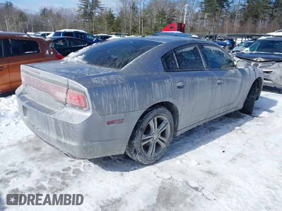 2014 Dodge Charger SXT with VIN 2C3CDXJG2EH135638, listed as a IAAI auction lot 41557427 with 83,536 mi miles. Bid and sale history available at carsss.com. Image 4.