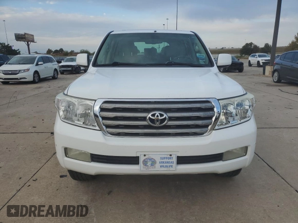2008 Toyota Land Cruiser with VIN JTMHY05J385001459, listed as a Copart auction lot 79909564 with 249,074 mi miles and Clean Title. Bid and sale history available at carsss.com. Image 5.