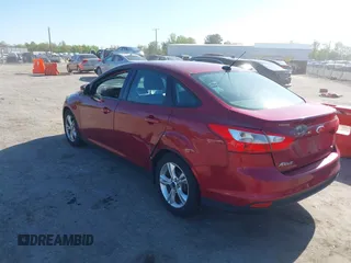 2014 Ford Focus SE with VIN 1FADP3F27EL202224, listed as a IAAI auction lot 42067644 with 174,674 mi miles. Bid and sale history available at carsss.com. Image 3.