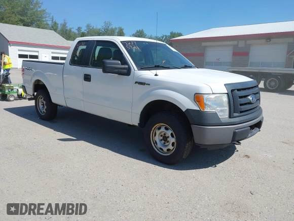 2012 Ford F-150 XL with VIN 1FTFX1EF5CFA36647, listed as a IAAI auction lot 42795921 with 272,570 mi miles and . Bid and sale history available at DreamBid. Image 1.