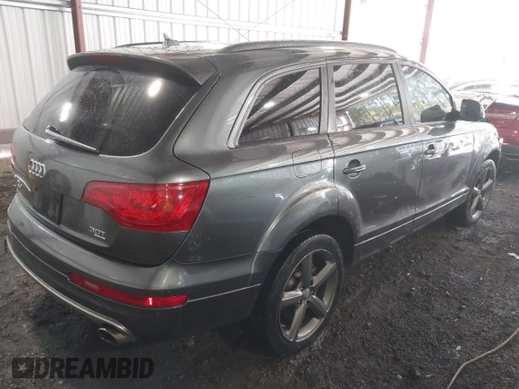2015 Audi Q7 Premium Plus with VIN WA1LGAFE1FD028287, listed as a IAAI auction lot 41820192 with 104,540 mi miles and . Bid and sale history available at DreamBid. Image 4.