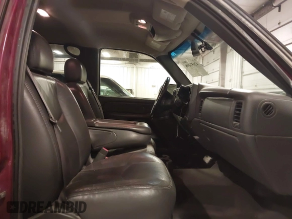 2006 Chevrolet Silverado 1500 LT1 with VIN 2GCEK13T861135557, listed as a IAAI auction lot 42057498 with 174,440 mi miles and . Bid and sale history available at DreamBid. Image 5.