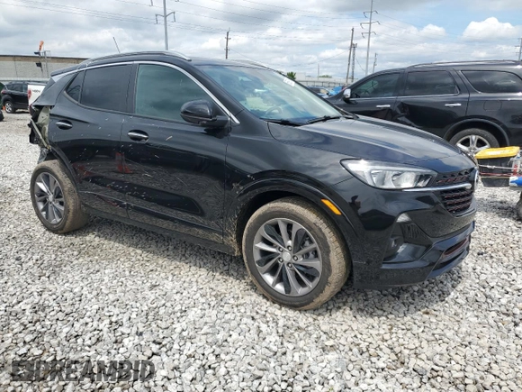 2022 Buick Encore GX Select с VIN KL4MMDSL7NB082402, выставлен на аукционе Copart как лот 56099115 с пробегом 21 812 миль миль и Списание • Salvage title. История ставок и продаж доступна на DreamBid. Изображение 4.