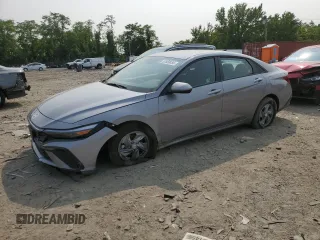 2025 Hyundai Elantra SE with VIN KMHLL4DG9SU991693, listed as a Copart auction lot 57850455 with 1,207 mi miles and Salvage title. Bid and sale history available at DreamBid. Image 1.