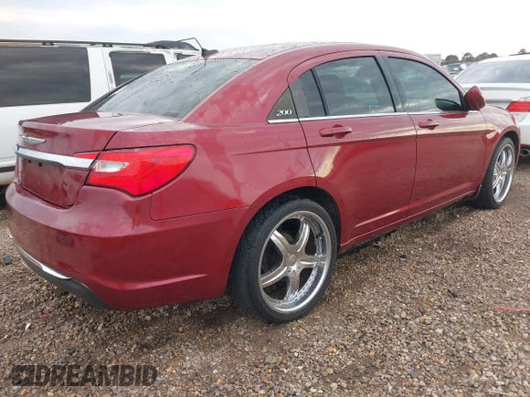 2014 Chrysler 200 LX with VIN 1C3CCBAB7EN122370, listed as a IAAI auction lot 41546859 with 138,999 mi miles and . Bid and sale history available at DreamBid. Image 4.
