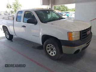 2007 GMC Sierra 1500 SL z VIN 1GTEC19CX7Z507302, wystawiony jako IAAI lot #42360884 z przebiegiem 206 514 mil mil oraz . Historia ofert i sprzedaży dostępna na DreamBid. Obrazek 1.