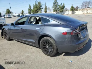 2018 Tesla Model S 75D с VIN 5YJSA1E21JF234804, выставлен на аукционе Copart как лот 56966355 с пробегом 56 379 миль миль и Списание • Salvage title. История ставок и продаж доступна на DreamBid. Изображение 2.