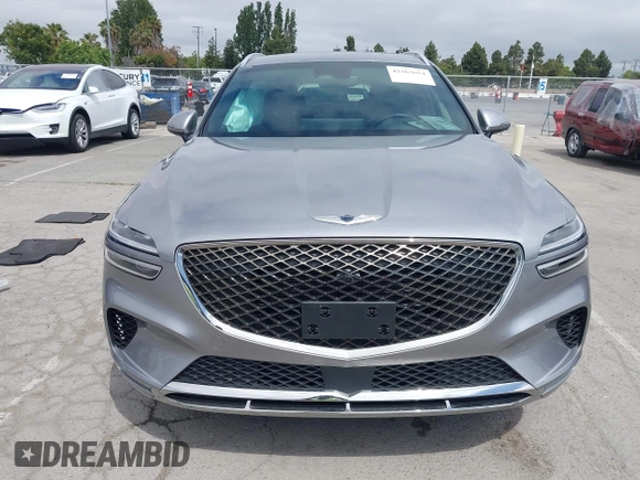 2022 Genesis GV70 2.5T with VIN KMUMADTB7NU066965, listed as a IAAI auction lot 42363654 with 25,892 mi miles and . Bid and sale history available at DreamBid. Image 13.