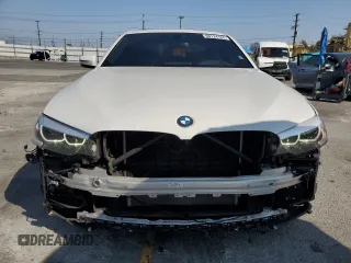 2019 BMW 5 Series 530e с VIN WBAJA9C56KB399756, выставлен на аукционе Copart как лот 60124165 с пробегом 72 956 миль миль и Списание • Salvage title. История ставок и продаж доступна на DreamBid. Изображение 5.