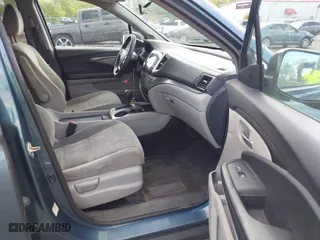 2016 Honda Pilot EX with VIN 5FNYF5H33GB035219, listed as a IAAI auction lot 41971895 with 179,517 mi miles. Bid and sale history available at carsss.com. Image 5.