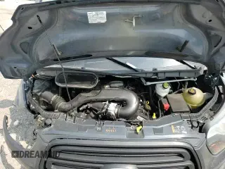 2019 Ford Transit z VIN 1FTYR3XM3KKB13158, wystawiony jako Copart lot #59254485 z przebiegiem 93 912 mil mil oraz Szkoda całkowita • Salvage title. Historia ofert i sprzedaży dostępna na DreamBid. Obrazek 14.
