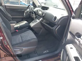2012 Scion xB z VIN JTLZE4FE2CJ010499, wystawiony jako IAAI lot #42170770 z przebiegiem 97 599 mil mil oraz . Historia ofert i sprzedaży dostępna na DreamBid. Obrazek 5.