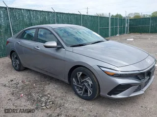 2025 Hyundai Elantra SEL Convenience with VIN KMHLS4DG9SU913286, listed as a IAAI auction lot 42014518 with 2,755 mi miles. Bid and sale history available at carsss.com. Image 1.