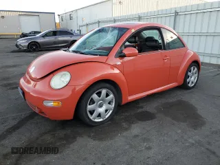 2003 Volkswagen New Beetle Coupe GLX with VIN 3VWDD21C43M409501, listed as a Copart auction lot 80493114 with 105,034 mi miles and Clean Title. Bid and sale history available at carsss.com. Image 1.