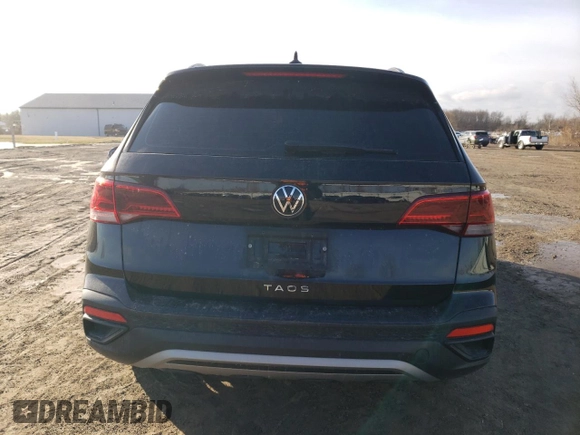 2024 Volkswagen Taos S z VIN 3VV5X7B20RM122992, wystawiony jako Copart lot #44346665 z przebiegiem 6 844 mil mil oraz Szkoda całkowita • Salvage title. Historia ofert i sprzedaży dostępna na DreamBid. Obrazek 6.