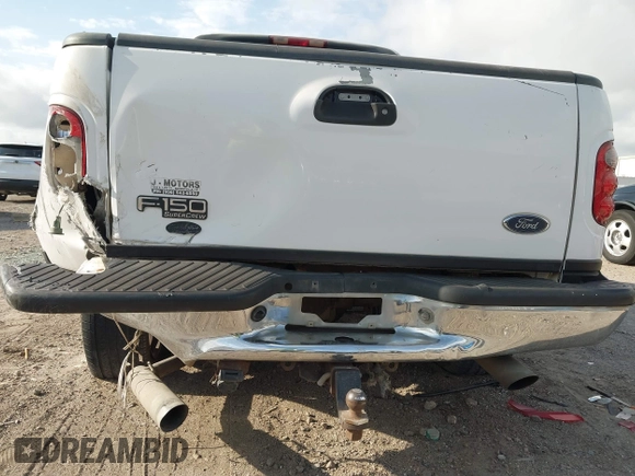 2001 Ford F-150 XLT with VIN 1FTRW07L81KE91672, listed as a IAAI auction lot 42021661 with 200,000 mi miles and . Bid and sale history available at DreamBid. Image 18.