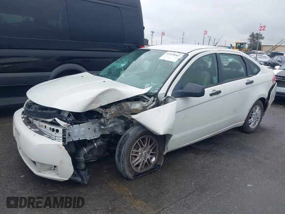 2009 Ford Focus SE z VIN 1FAHP35N19W114402, wystawiony jako IAAI lot #41510501 z przebiegiem Nie podano mil oraz . Historia ofert i sprzedaży dostępna na DreamBid. Obrazek 2.