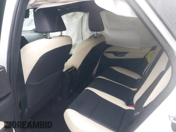 2024 Lexus NX 350h Premium z VIN JTJGKCEZ4R5013106, wystawiony jako IAAI lot #41499547 z przebiegiem 13 651 mil mil oraz . Historia ofert i sprzedaży dostępna na DreamBid. Obrazek 8.