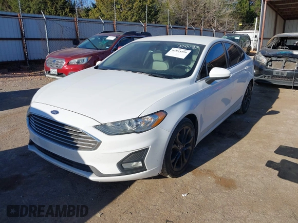 2020 Ford Fusion SE with VIN 3FA6P0HD2LR230033, listed as a IAAI auction lot 41815896 with 78,627 mi miles. Bid and sale history available at carsss.com. Image 17.