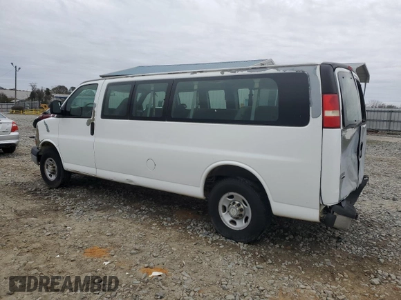 2007 Chevrolet Express Passenger with VIN 1GAHG39UX71101095, listed as a Copart auction lot 41585775 with 356,651 mi miles and Salvage title. Bid and sale history available at DreamBid. Image 2.