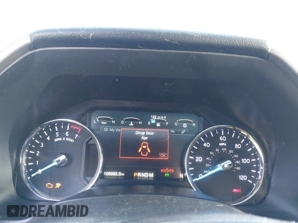 2018 Ford Expedition XLT with VIN 1FMJU1JT8JEA36400, listed as a IAAI auction lot 41918560 with 106,682 mi miles and . Bid and sale history available at DreamBid. Image 7.