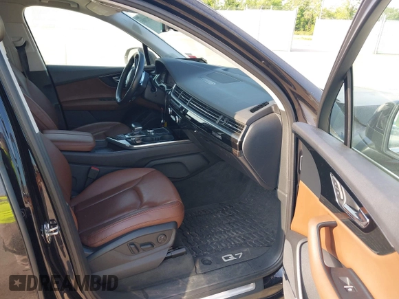 2019 Audi Q7 Premium Plus with VIN WA1LAAF72KD046925, listed as a IAAI auction lot 42023865 with 114,138 mi miles and . Bid and sale history available at DreamBid. Image 5.