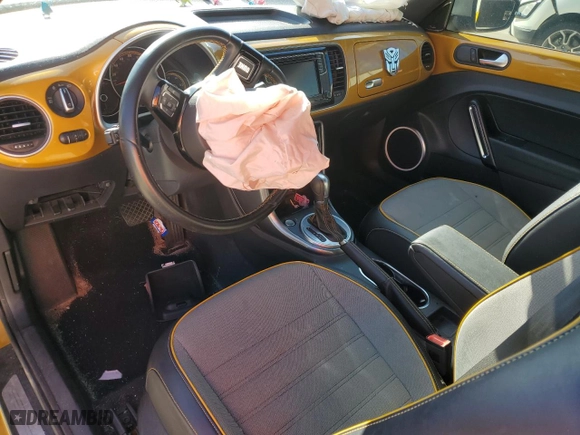 2018 Volkswagen Beetle Dune with VIN 3VWSD7AT2JM709801, listed as a Copart auction lot 80527994 with 0 mi miles and Salvage Title. Bid and sale history available at carsss.com. Image 8.