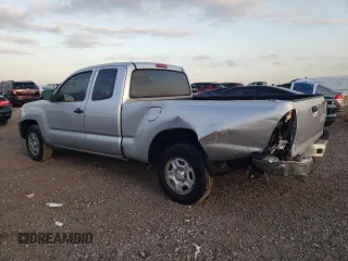 2011 Toyota Tacoma with VIN 5TFTX4CN7BX006332, listed as a Copart auction lot 44001785 with 202,992 mi miles and Salvage title. Bid and sale history available at DreamBid. Image 2.