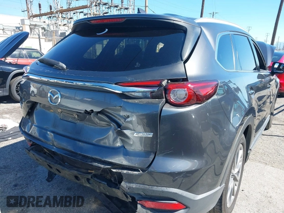 2017 Mazda CX-9 Signature z VIN JM3TCBEY2H0131030, wystawiony jako IAAI lot #41644367 z przebiegiem 193 231 mil mil oraz . Historia ofert i sprzedaży dostępna na DreamBid. Obrazek 6.