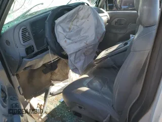 1996 Chevrolet Silverado 1500 with VIN 1GCEC14R1TZ185395, listed as a Copart auction lot 42244085 with 545,084 mi miles and Salvage Title. Bid and sale history available at DreamBid. Image 7.